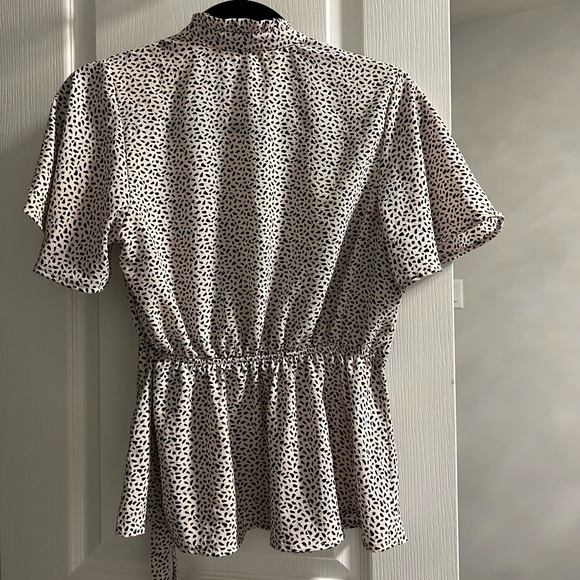 Casual top - Picture 6 of 6